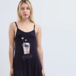 ⁦كاش مايو قصير من القطن حماله رفيعه -مطبوع-كحلي⁩ - الصورة ⁦5⁩