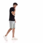 ⁦تيشرت رجالي نص كم حوض قطن  - اسود⁩ - الصورة ⁦3⁩