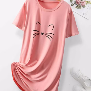 نايت شيرت كشمير نص كم برسمة وجه قطة من الأمام