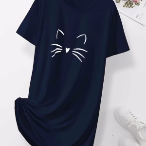 نايت شيرت كحلي نص كم برسمة وجه قطة من الأمام